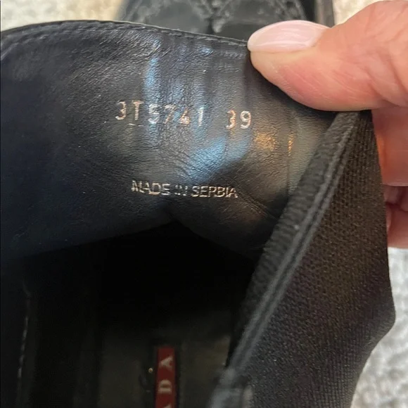 Authentic Prada boots - Picture 7 of 7